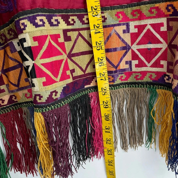 Vintage fabric ceremonial saddle blanket embroidered shawl wall hanging - Picture 5 of 8